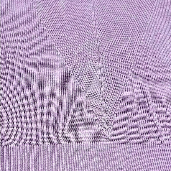 Ann Taylor 🔥NEW🔥 Size M long sweater perfect to wear it w your leggings🔥 - Picture 4 of 7